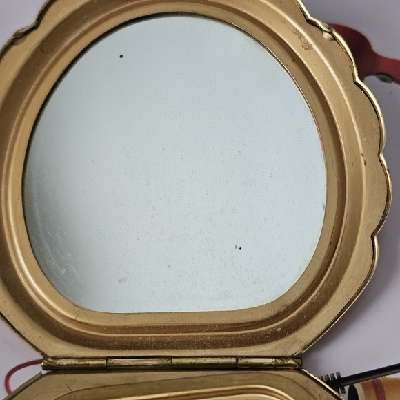 Gold Scalloped Edge Compact Mirror,ELGIN AMERICAN ,USA,STAMPED - Picture 2 of 11